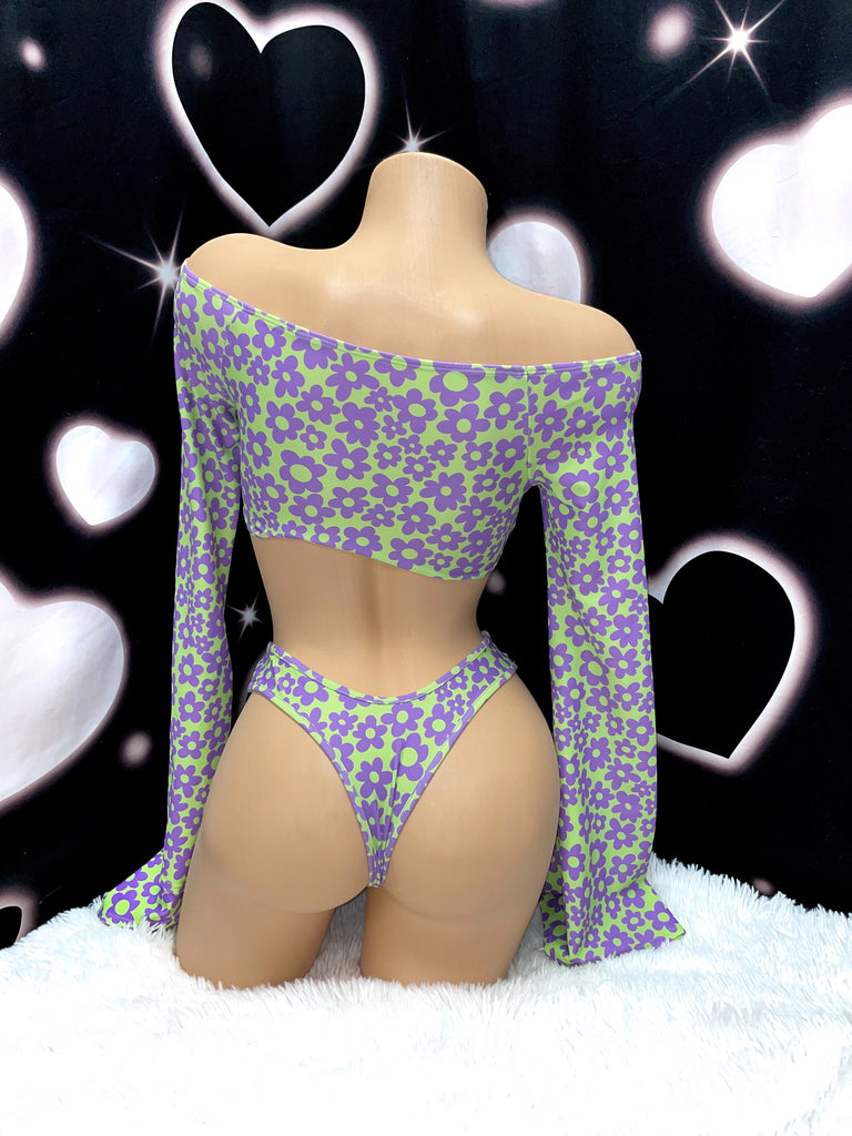 Daphne bellsleeves bikini set
