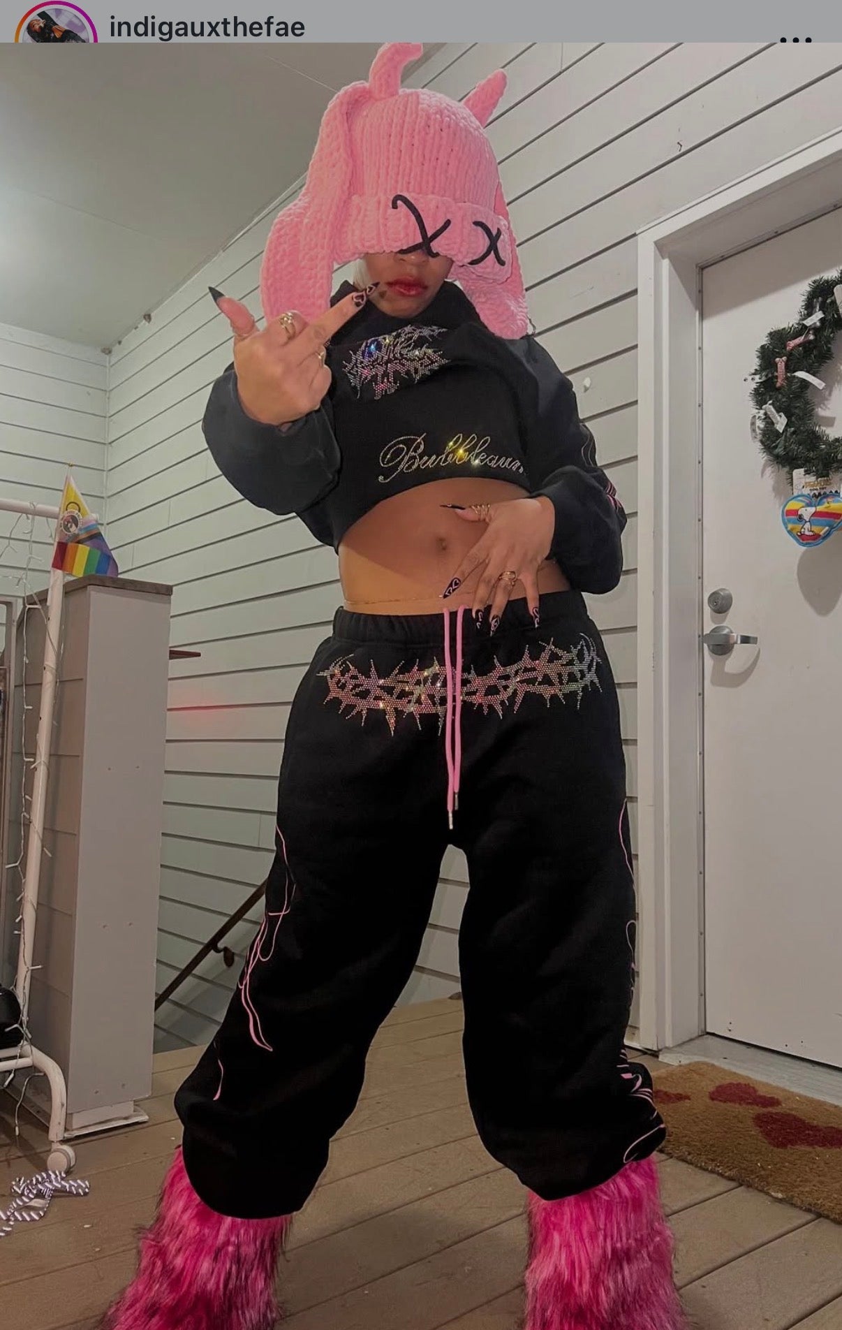 Angels are here sweatpants