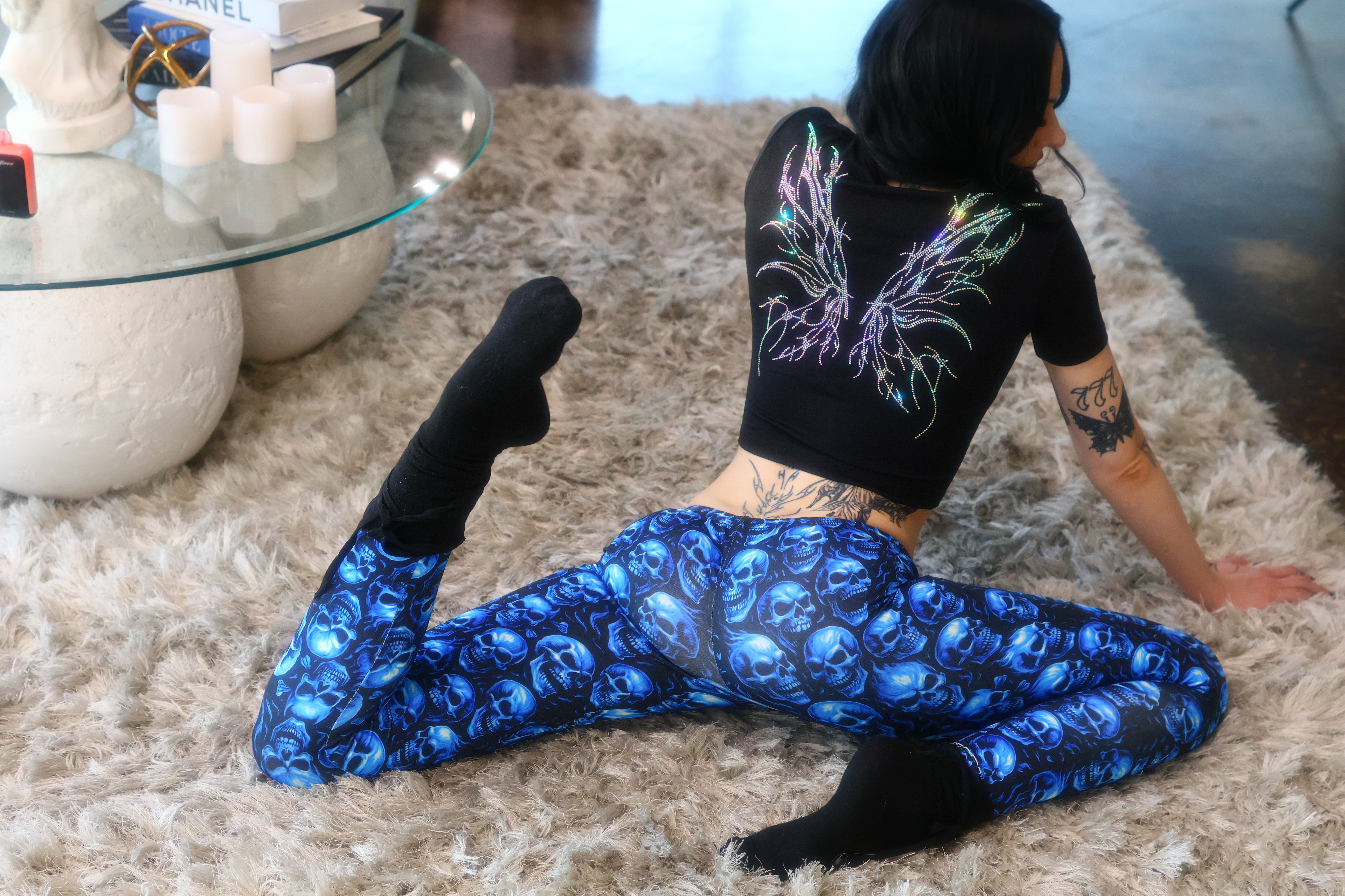 Blue skulls low rise yoga leggings