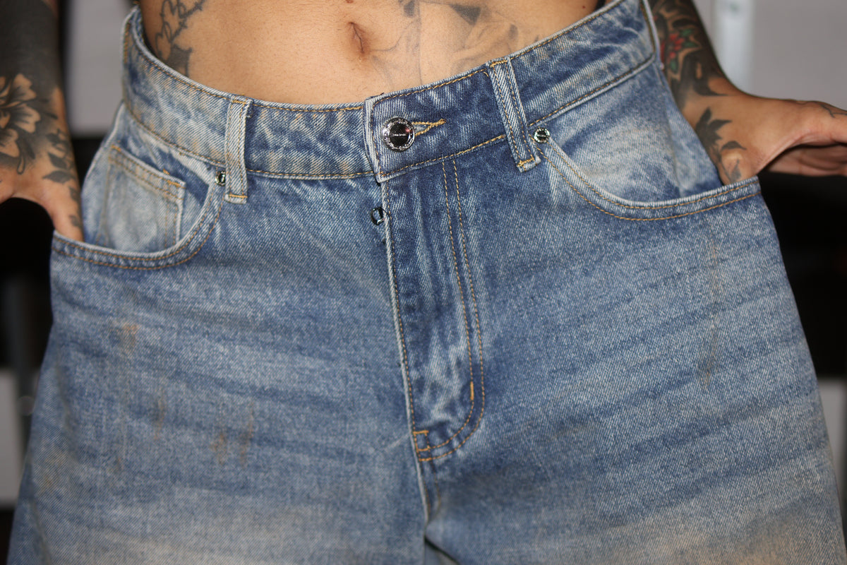 Cherry bottom jeans baggy distressed denim