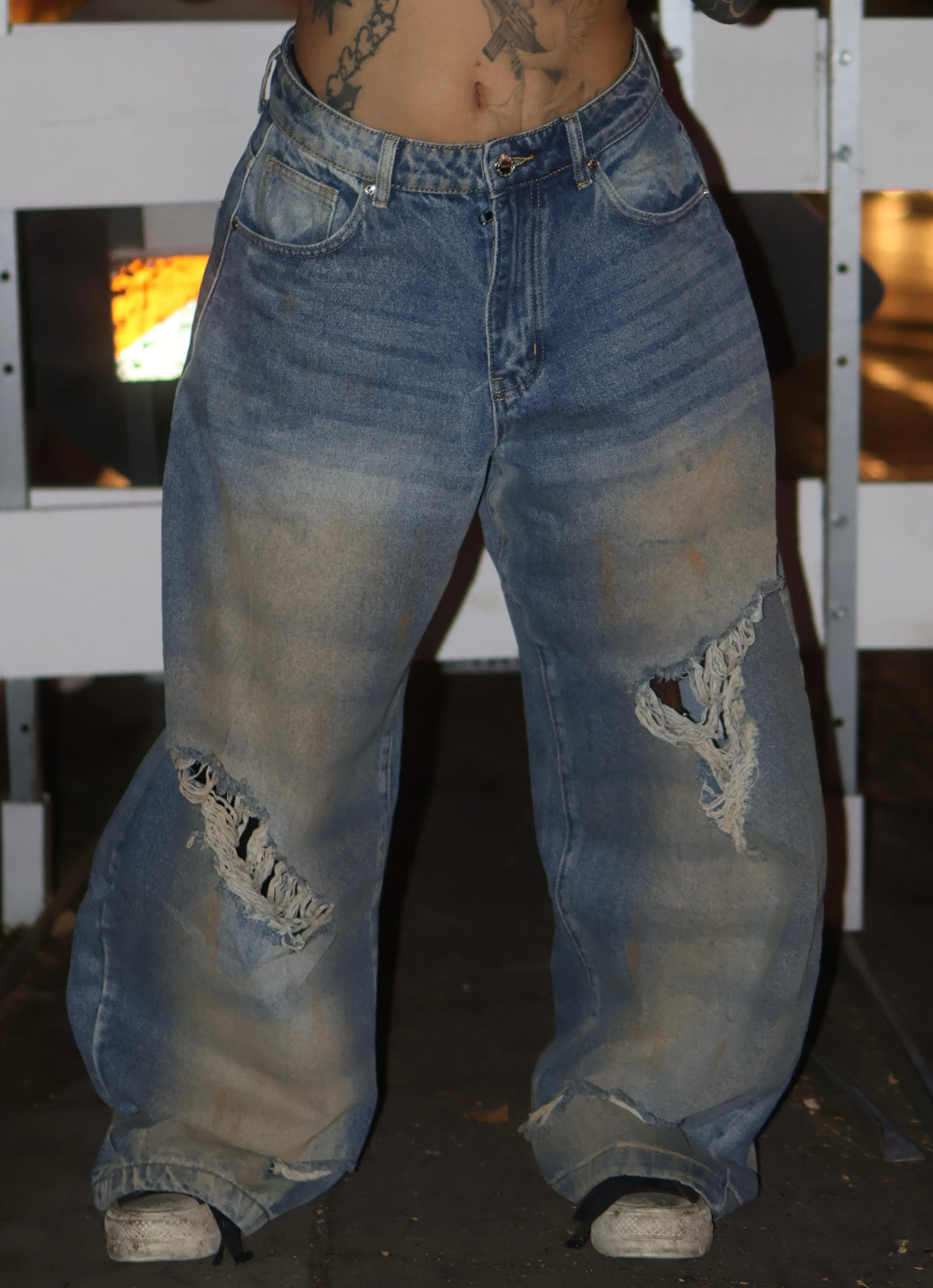 Cherry bottom jeans baggy distressed denim