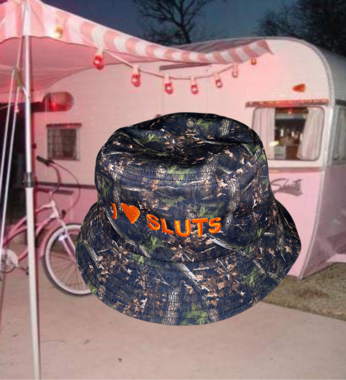 I love sluts camo bucket hat