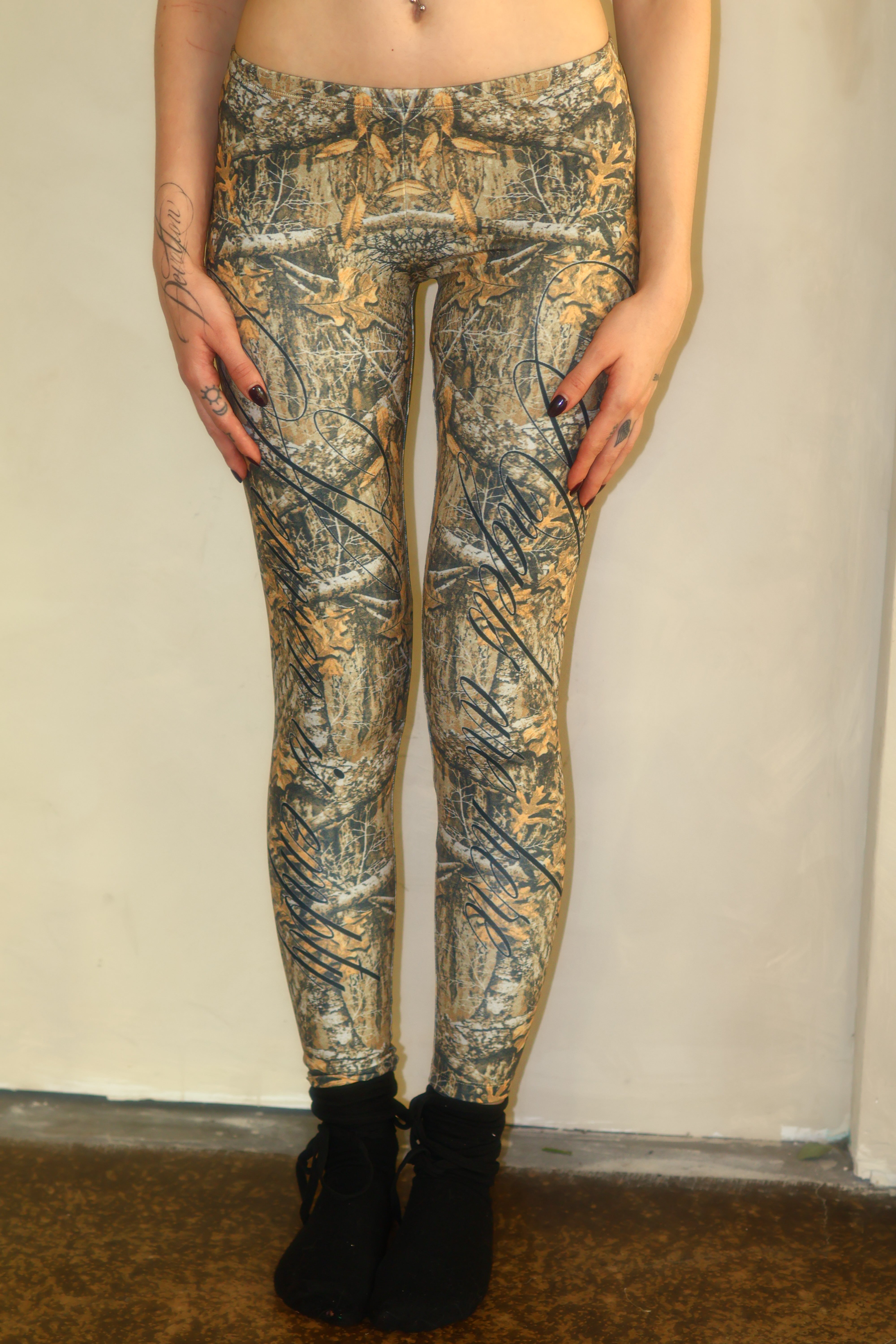 Angels are here camo low rise yoga leggings