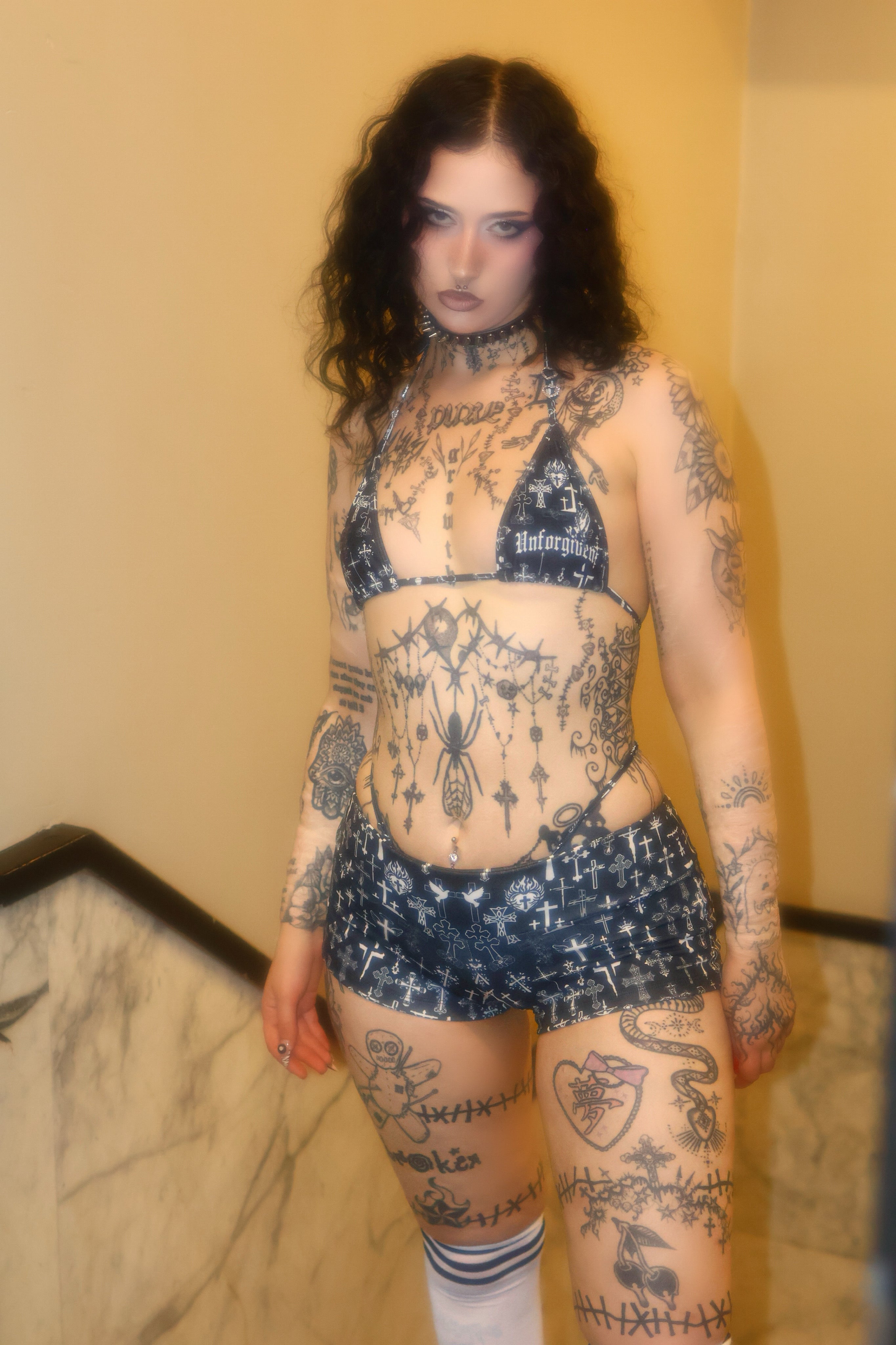 Unforgiven bikini shorts set