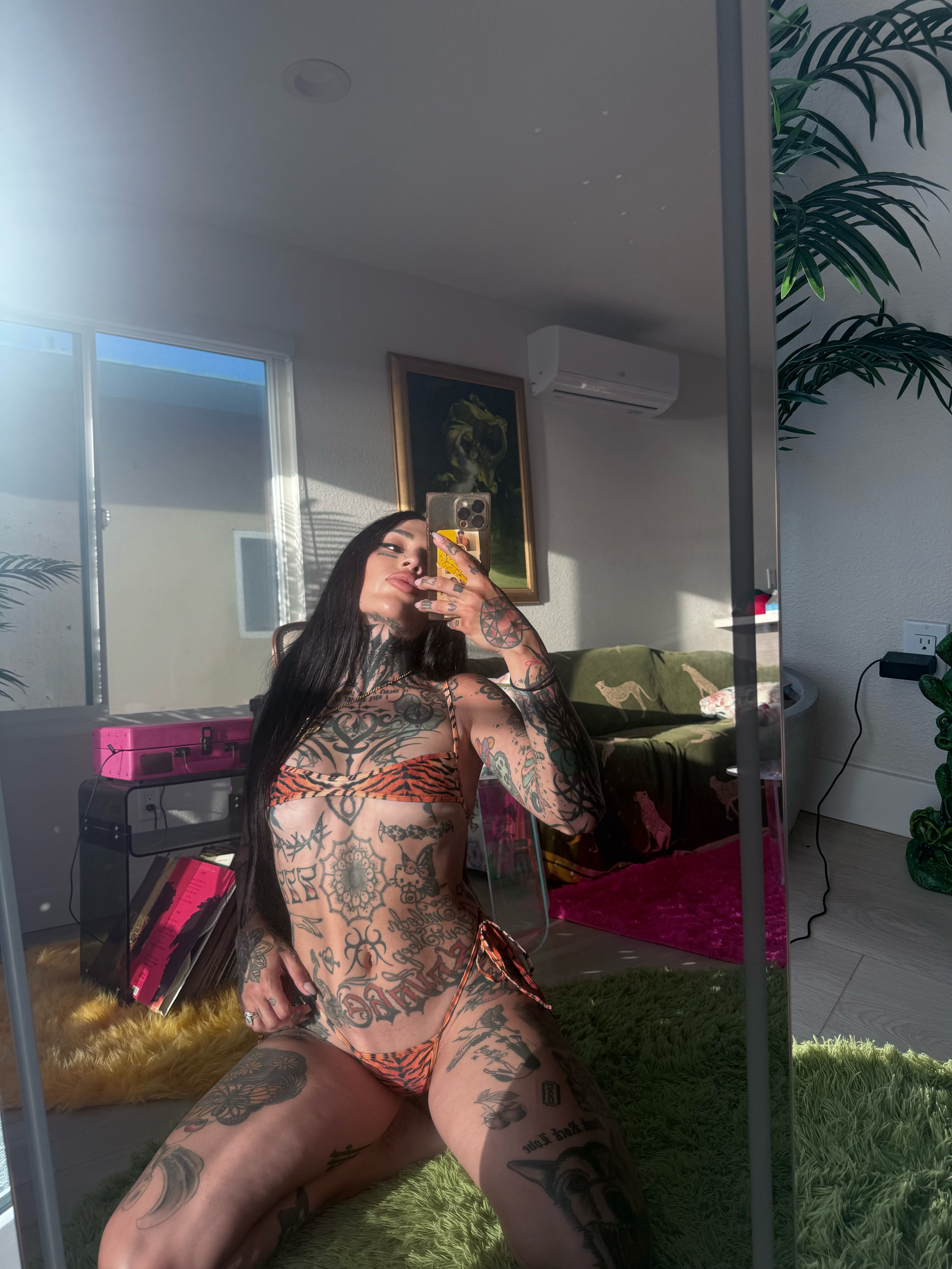 Tiger slanted microkini