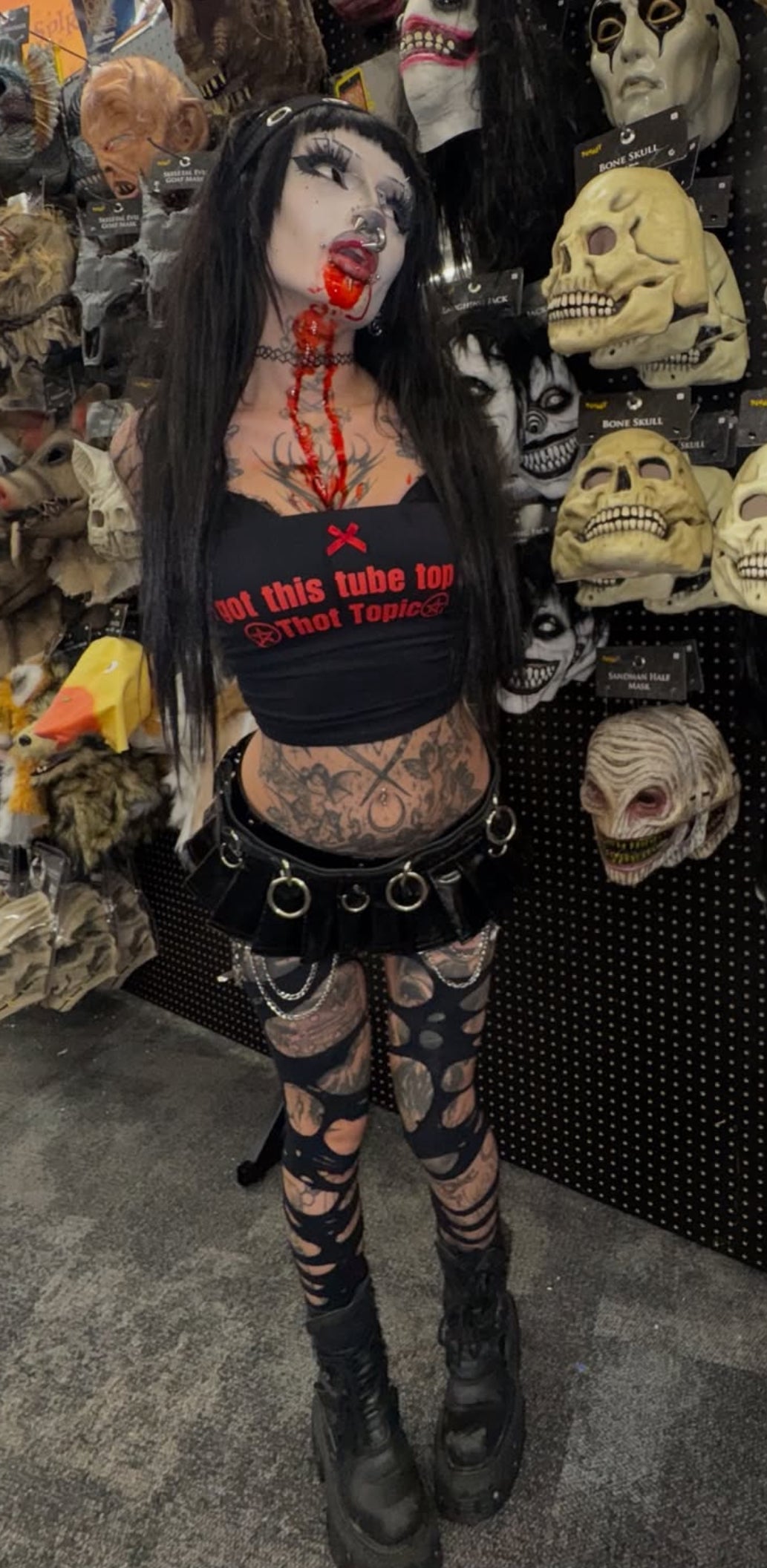 Thot topic tube top streetwear