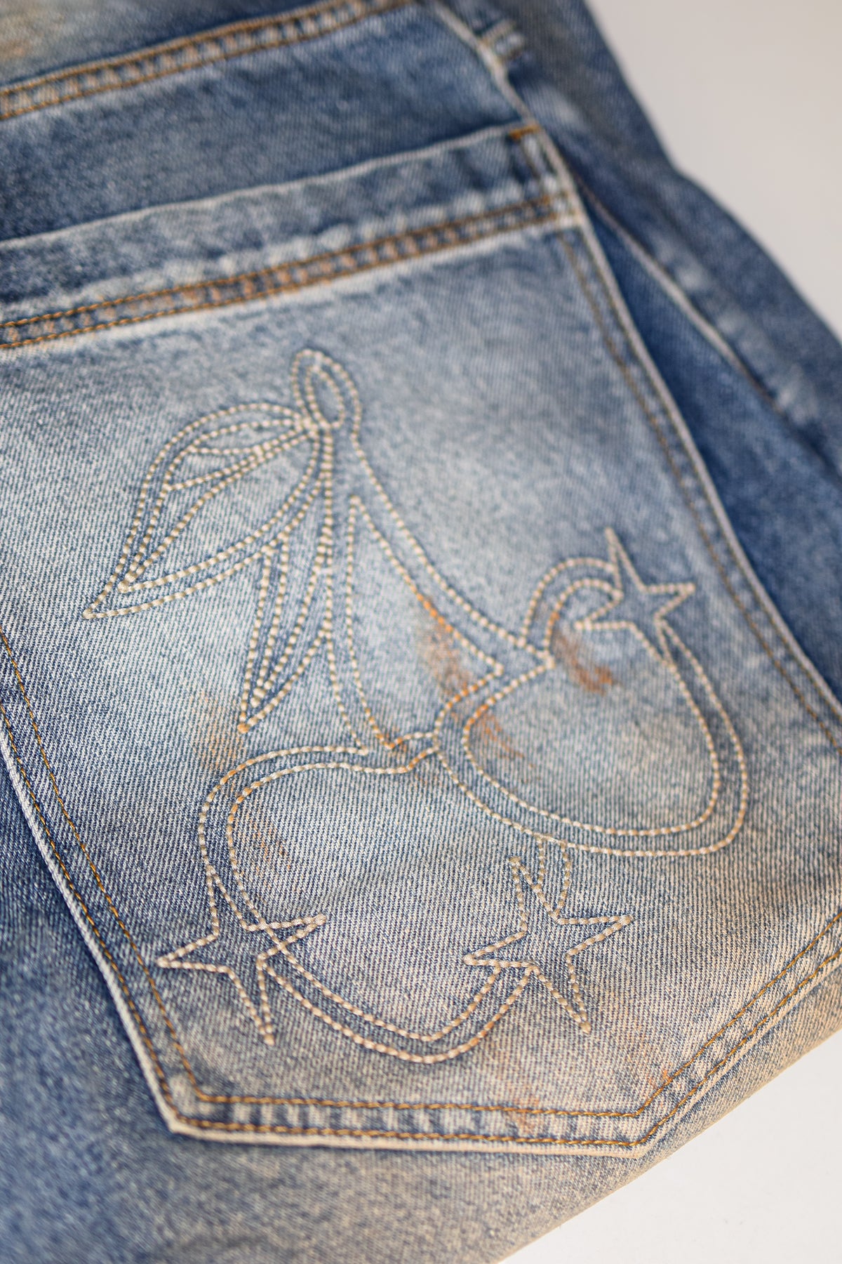 Cherry bottom jeans baggy distressed denim