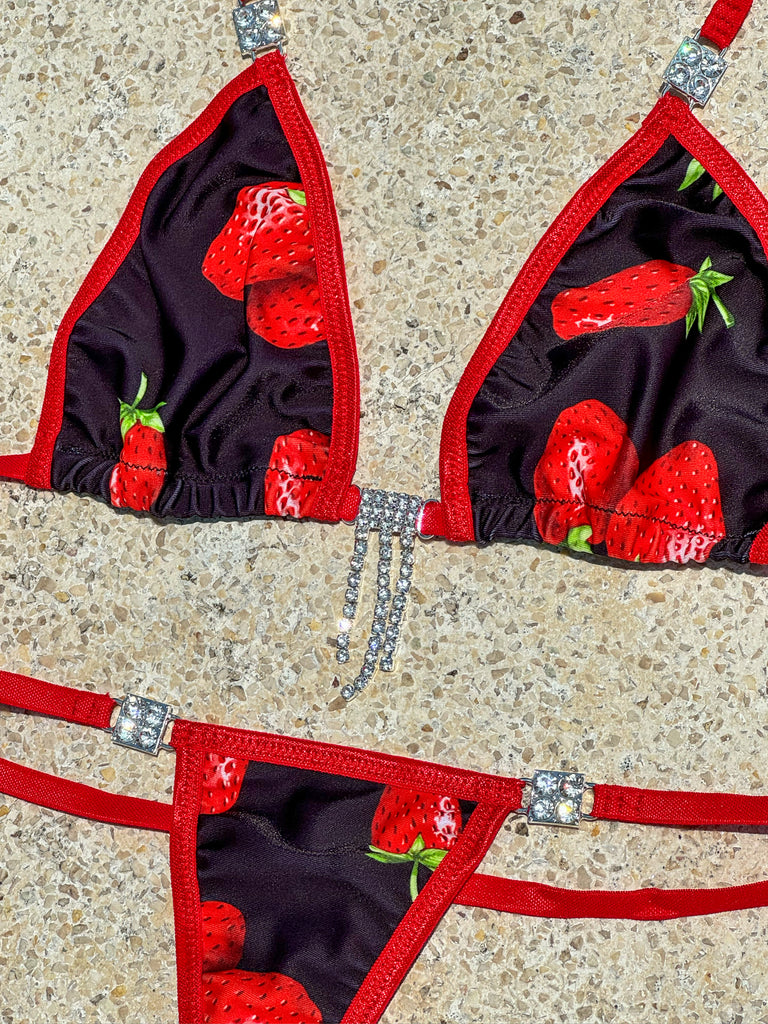 Strawberry sparkle thong bikini