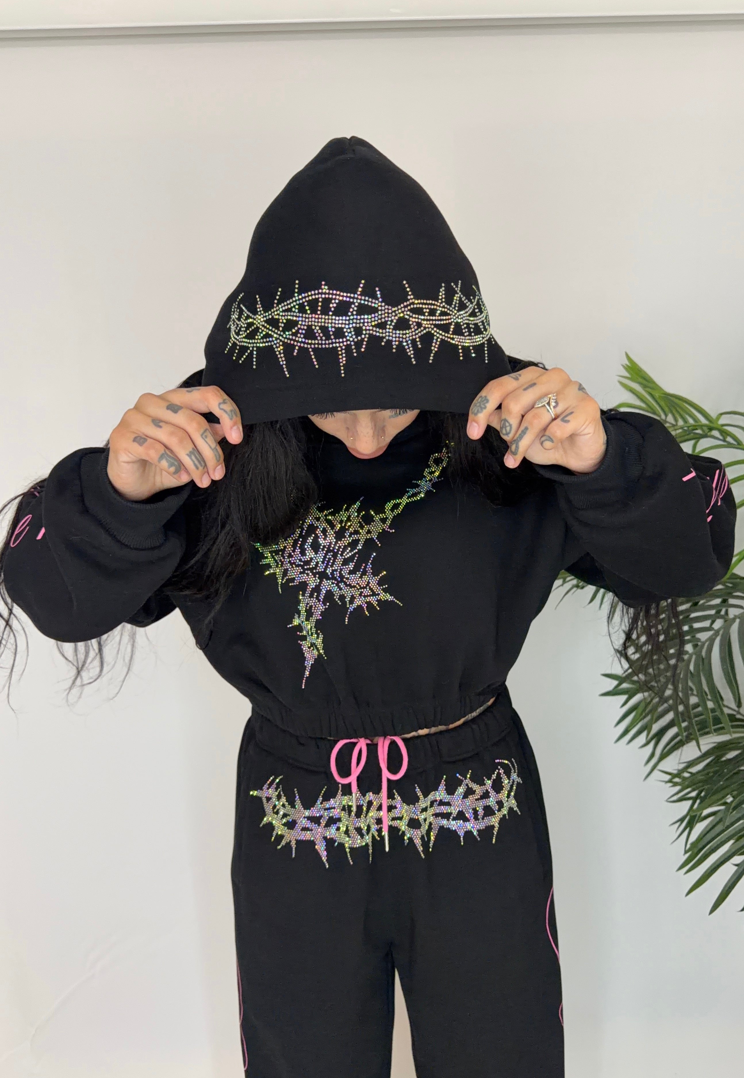 Angels are here crop hoodie – Bubblegum The Brand