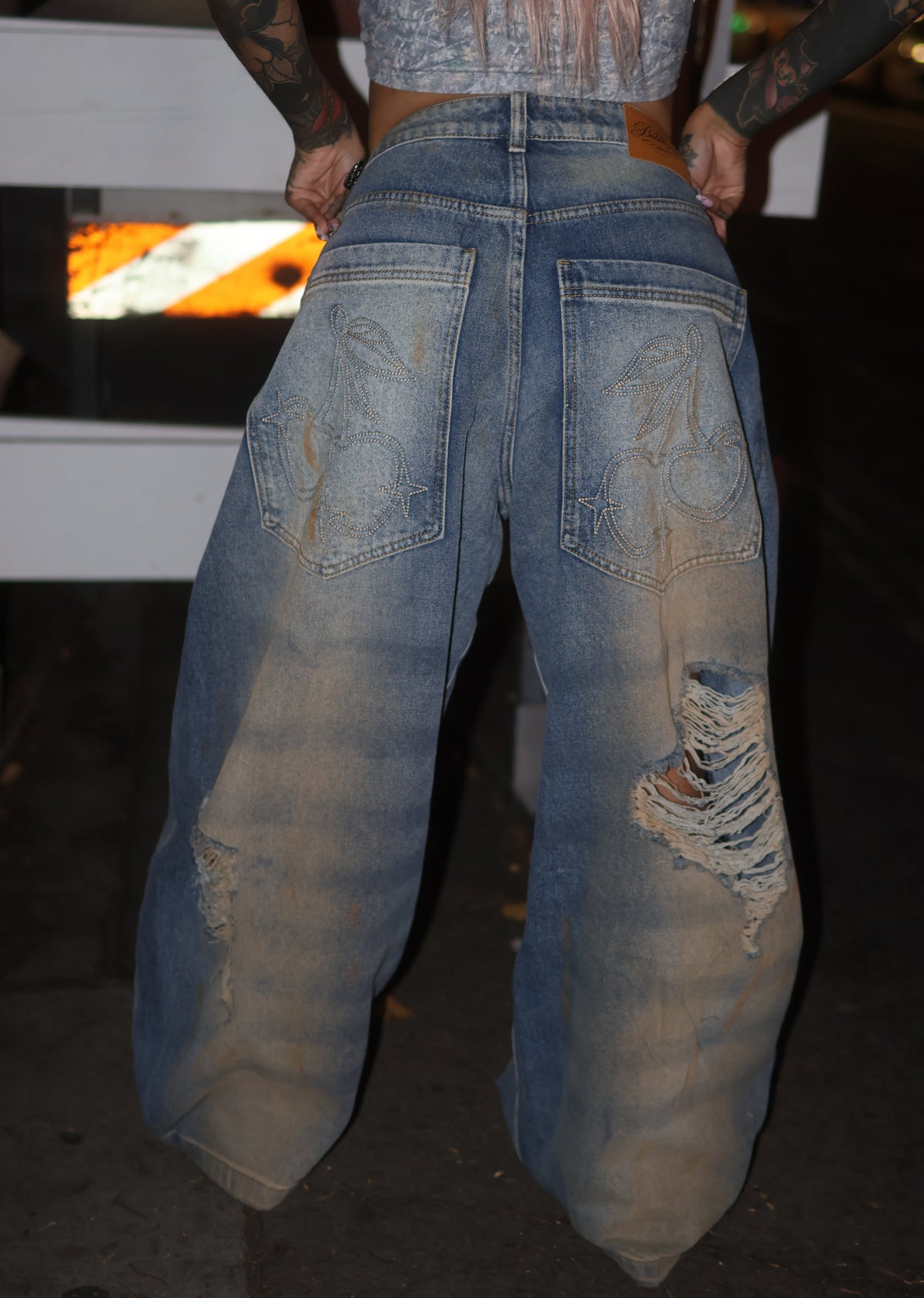 Cherry bottom jeans baggy distressed denim