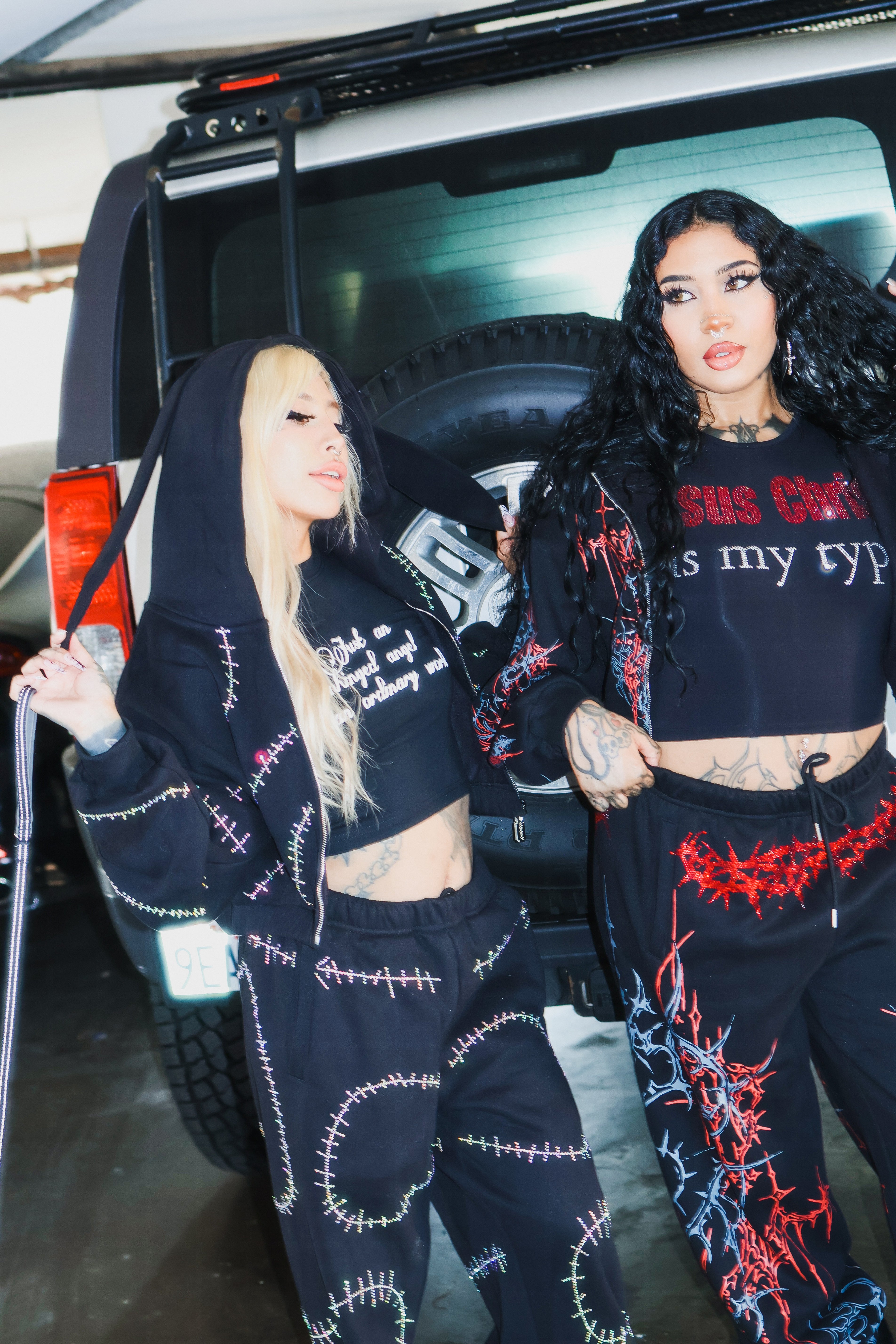 Dark sigilism crop hoodie