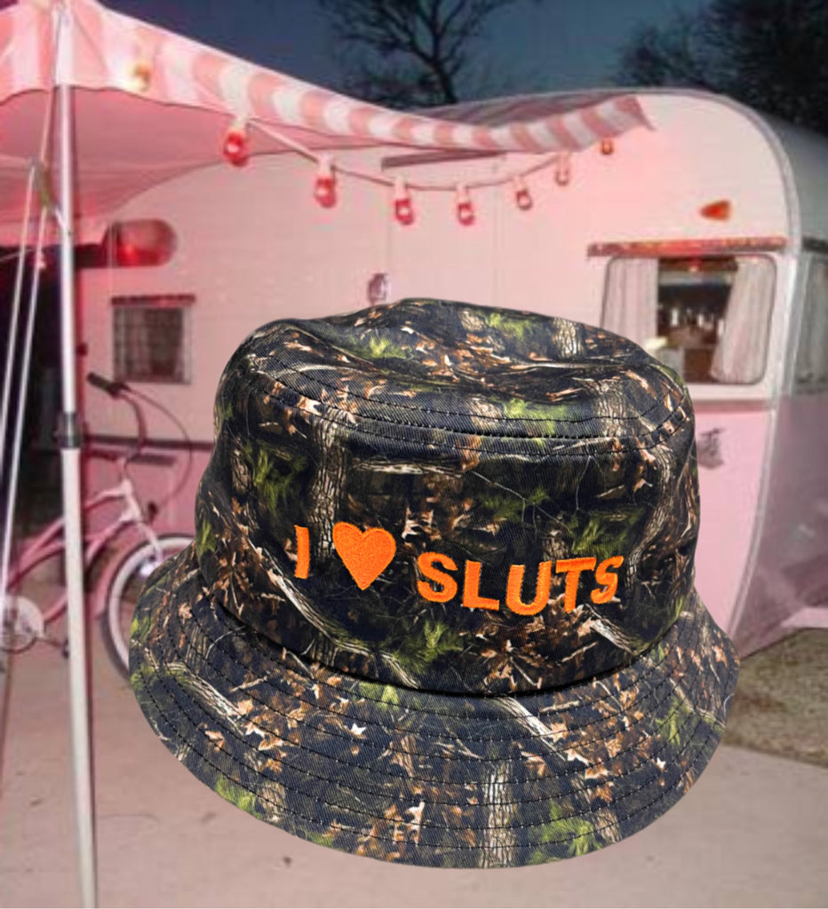 I love sluts camo bucket hat