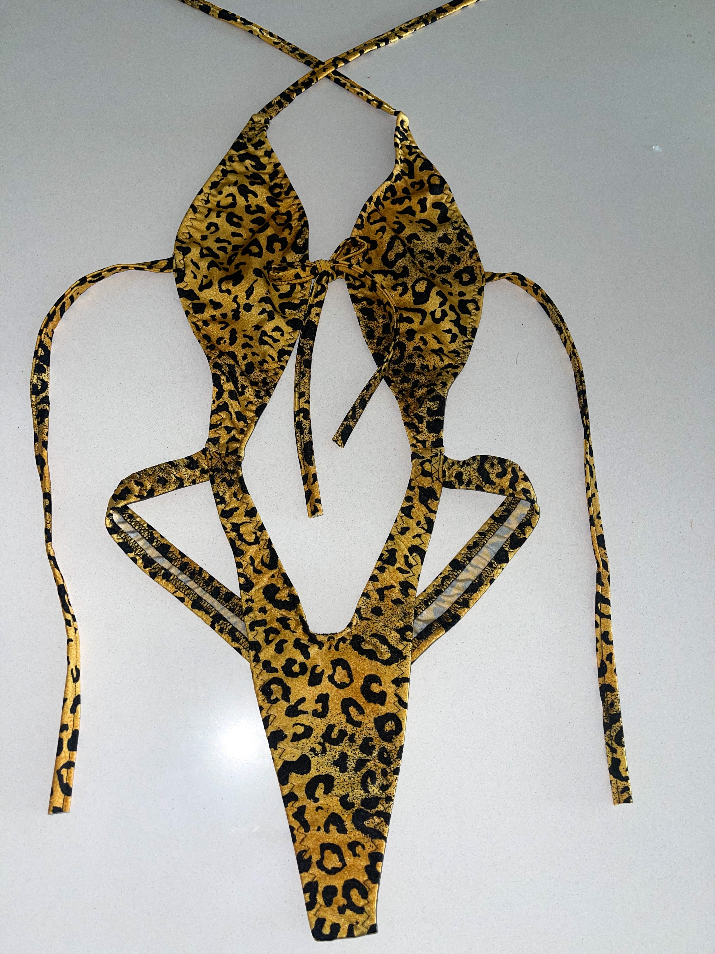 Exotic dancewear Stripper outfit. poledance bikini. festival outfit. rave outfit.