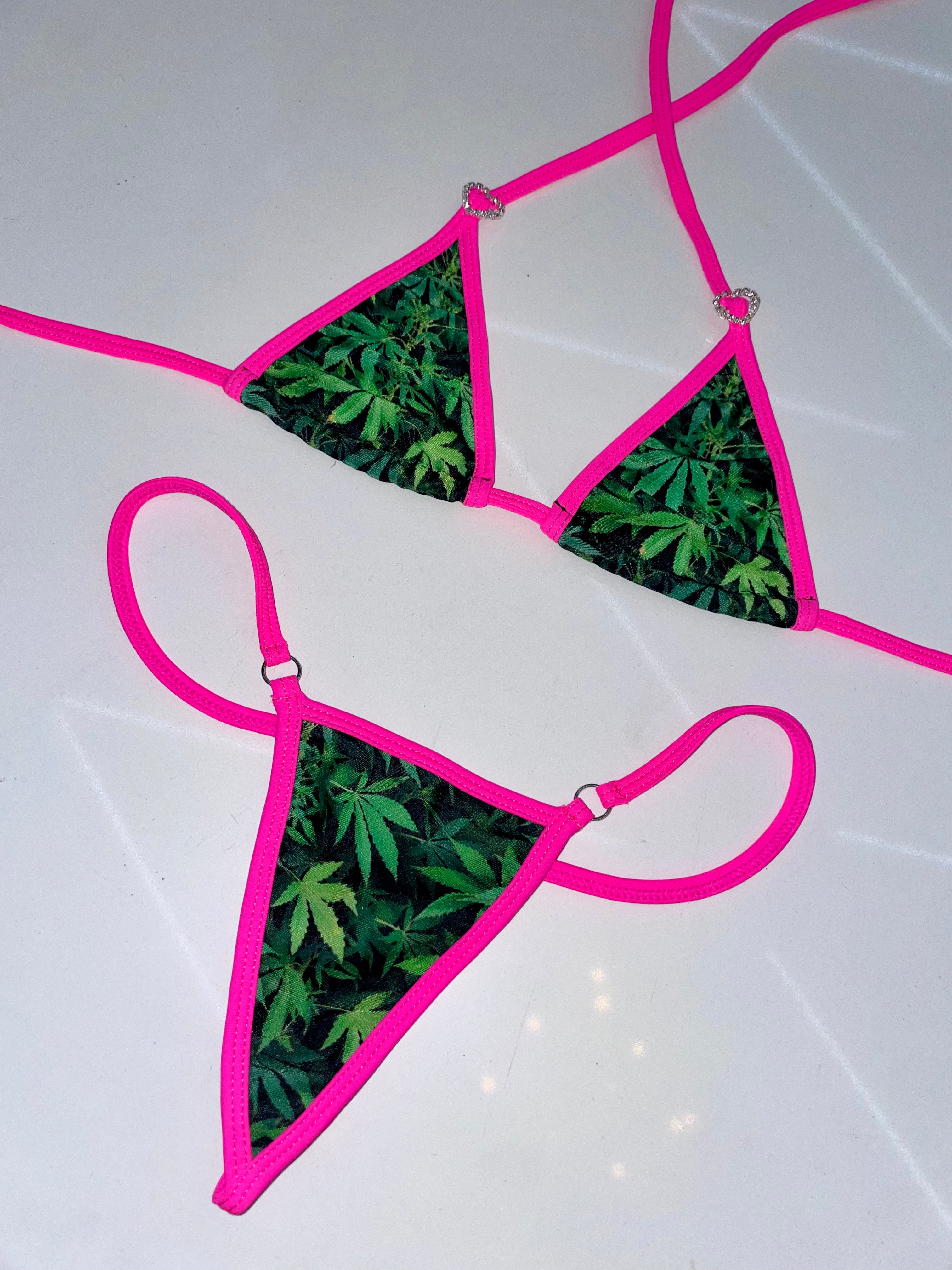 Stoner babe sparkle heart microkini